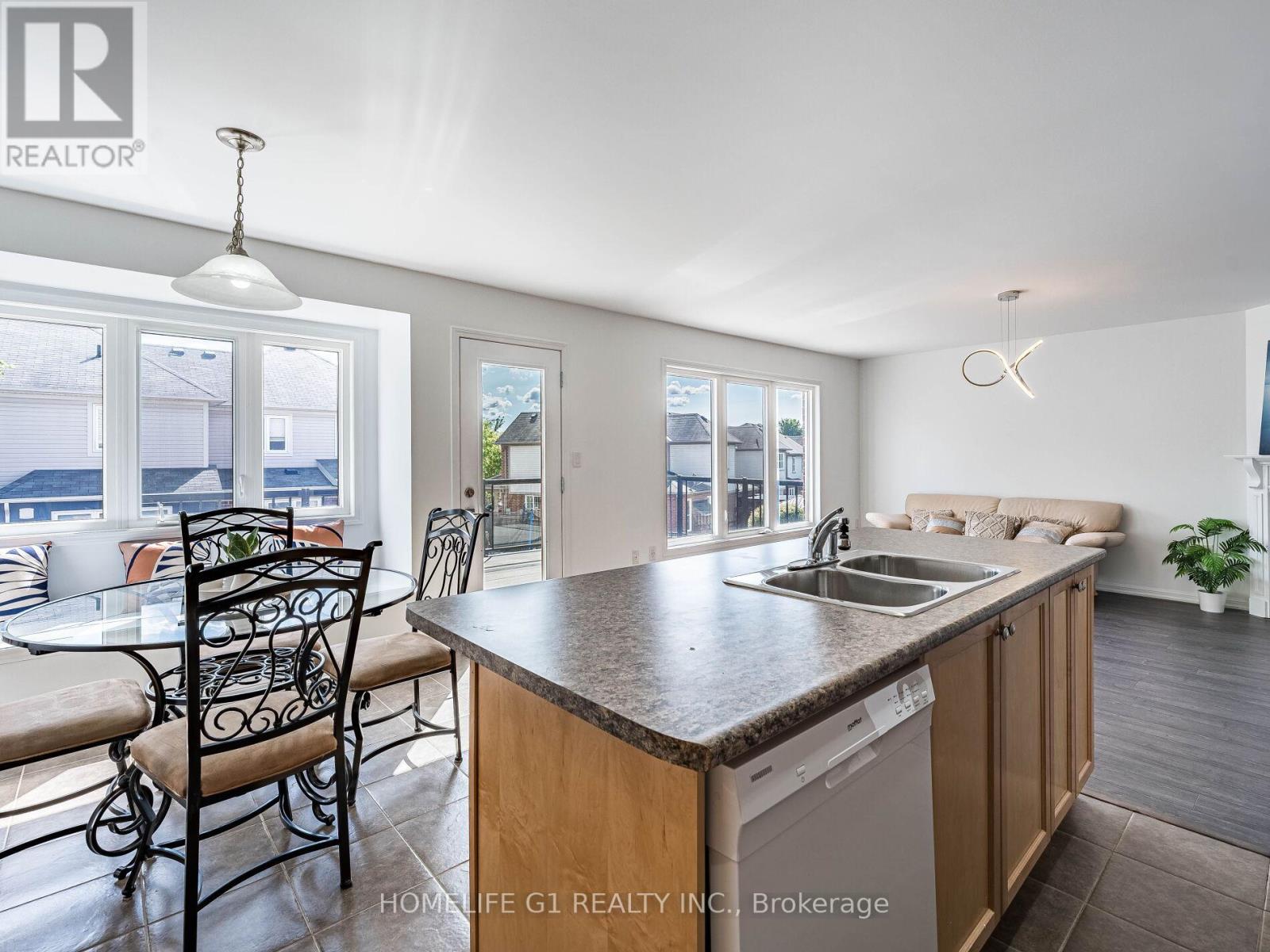 23 Davidson Drive, New Tecumseth (Alliston), Ontario  L9R 0E4 - Photo 10 - N12424543