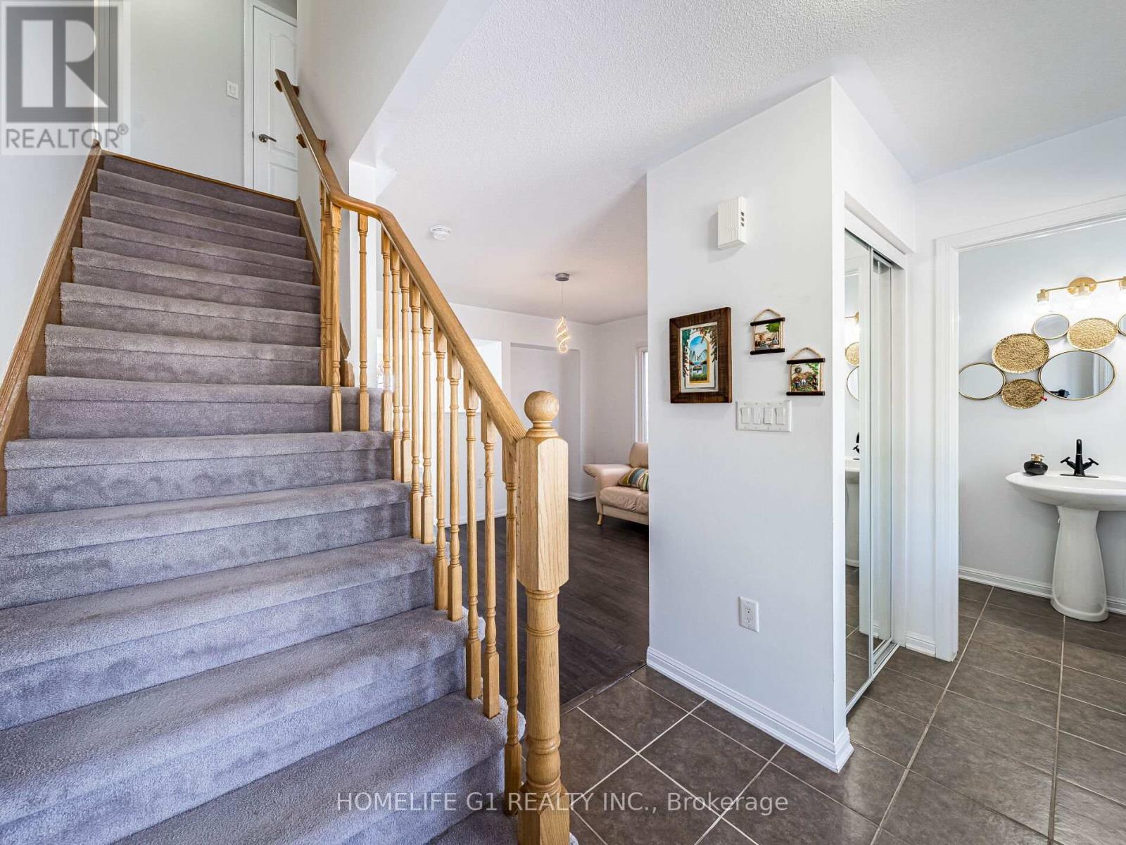 23 Davidson Drive, New Tecumseth (Alliston), Ontario  L9R 0E4 - Photo 3 - N12424543