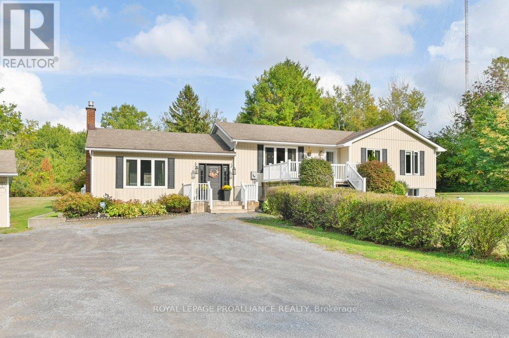 466 Mackenzie Road, Quinte West, Ontario  K0K 2C0 - Photo 3 - X12424592