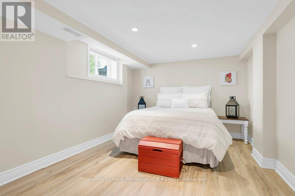 466 Mackenzie Road, Quinte West, Ontario  K0K 2C0 - Photo 33 - X12424592