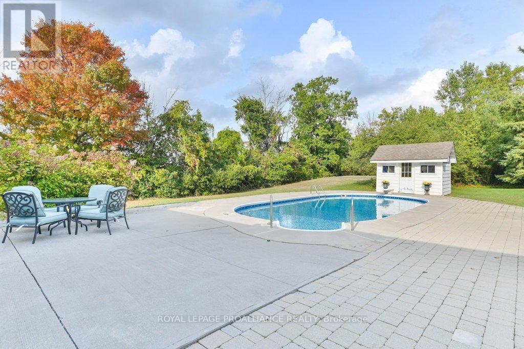 466 Mackenzie Road, Quinte West, Ontario  K0K 2C0 - Photo 35 - X12424592