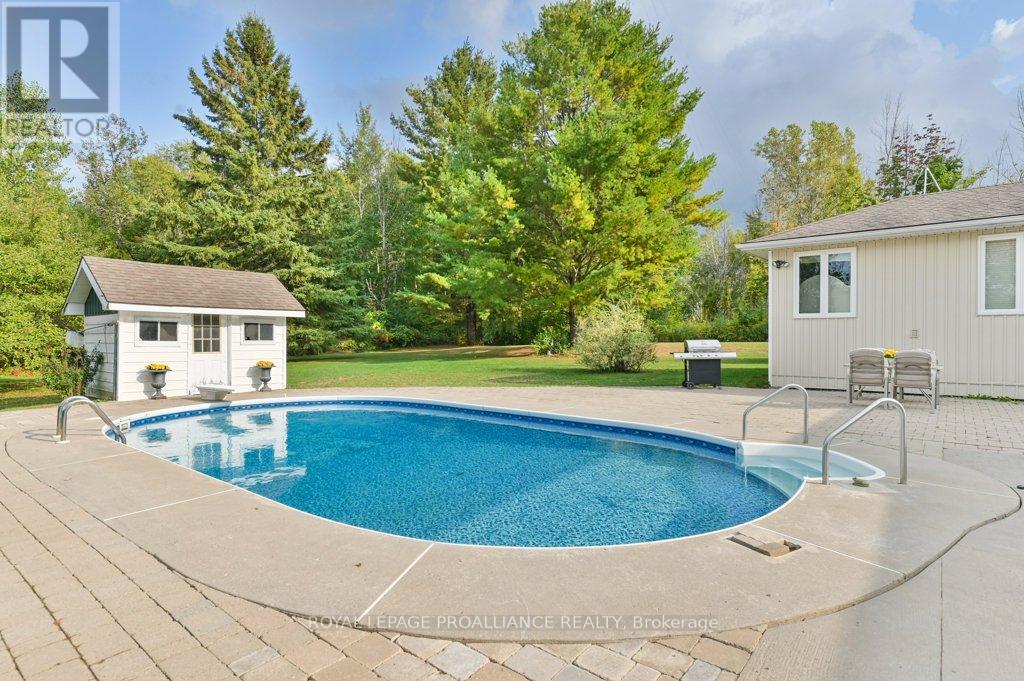466 Mackenzie Road, Quinte West, Ontario  K0K 2C0 - Photo 40 - X12424592