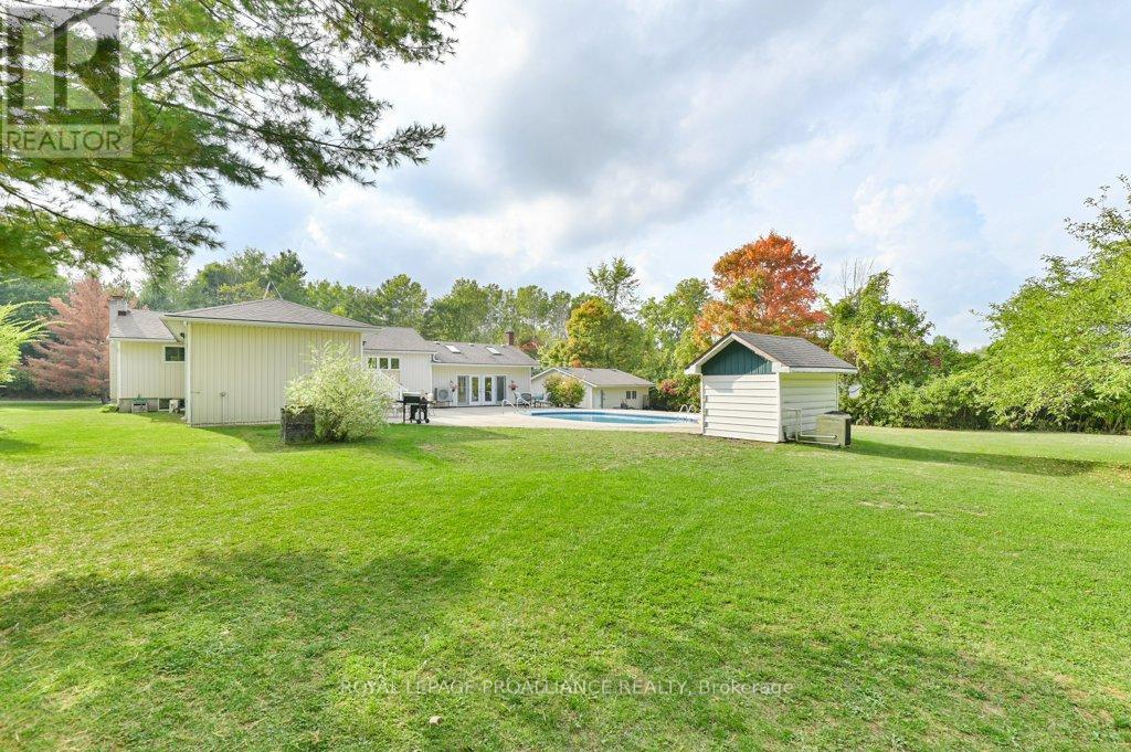 466 Mackenzie Road, Quinte West, Ontario  K0K 2C0 - Photo 41 - X12424592