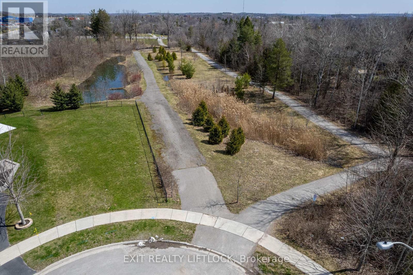 418 Raymond Street, Peterborough (Northcrest Ward 5), Ontario  K9H 0G9 - Photo 2 - X12424603