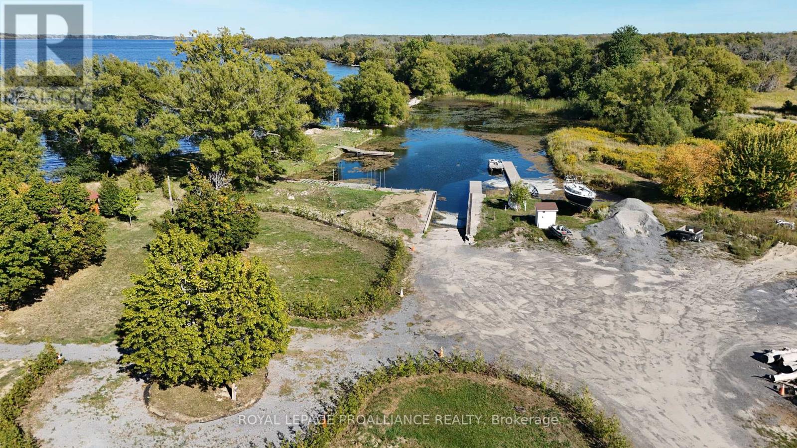 34 Owen Lane, Prince Edward County, Ontario  K0K 1W0 - Photo 15 - X12424610