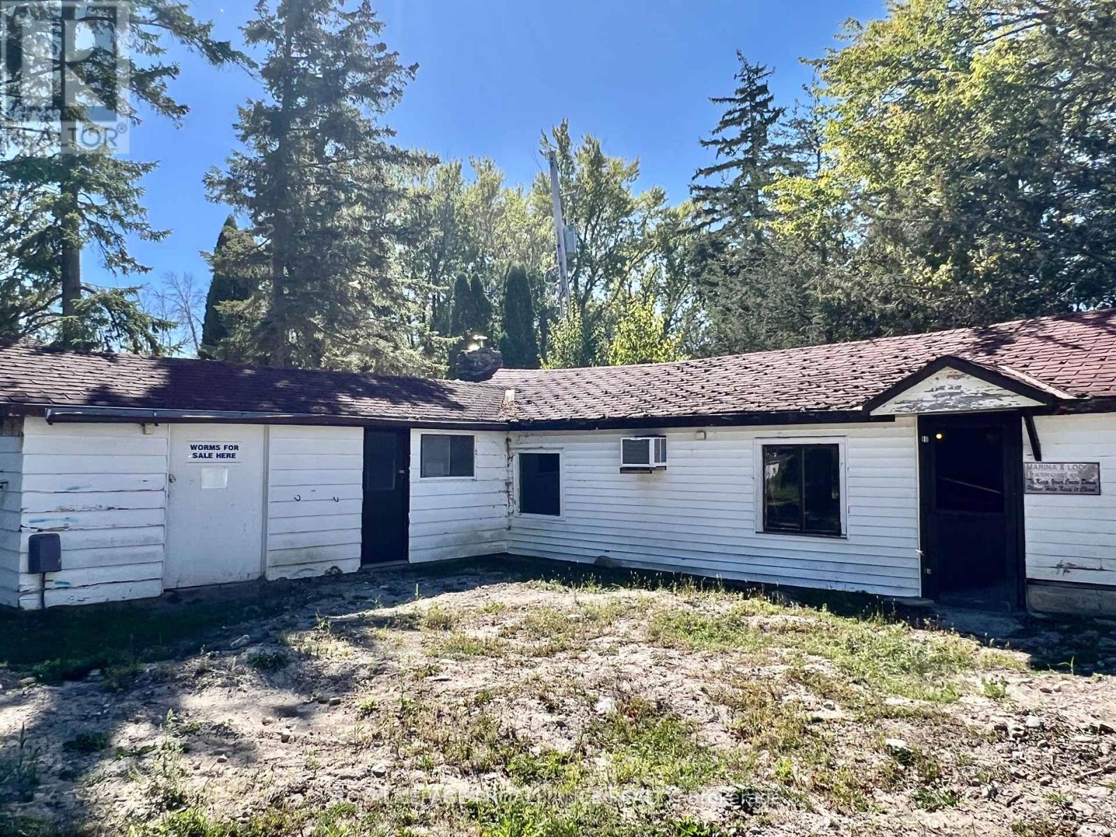 34 Owen Lane, Prince Edward County, Ontario  K0K 1W0 - Photo 6 - X12424610