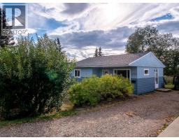 9713 9 Street Dawson Creek