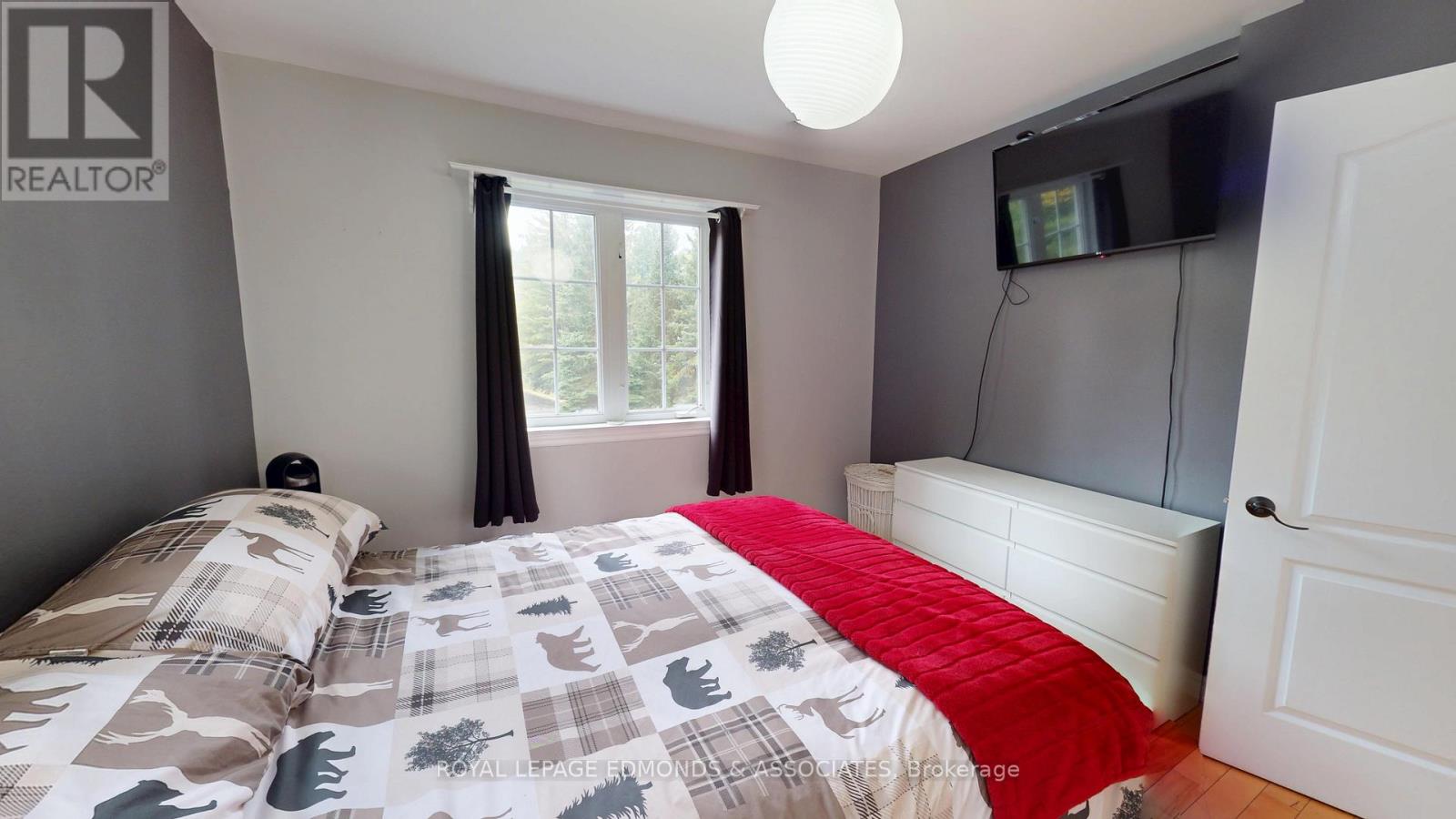 4 Steffen Street, Petawawa, Ontario  K8H 3L8 - Photo 28 - X12421903