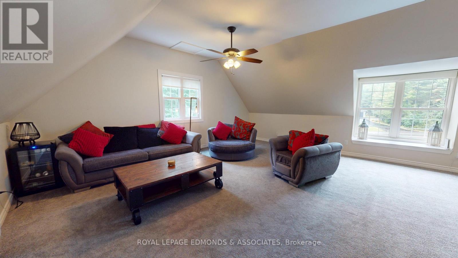 4 Steffen Street, Petawawa, Ontario  K8H 3L8 - Photo 38 - X12421903