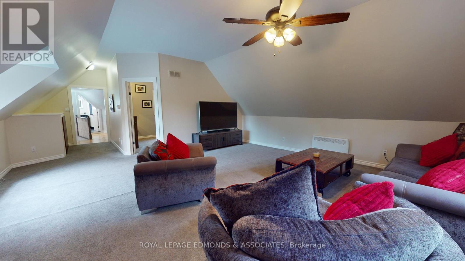 4 Steffen Street, Petawawa, Ontario  K8H 3L8 - Photo 40 - X12421903
