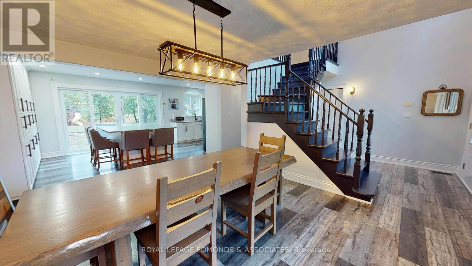 4 Steffen Street, Petawawa, Ontario  K8H 3L8 - Photo 9 - X12421903