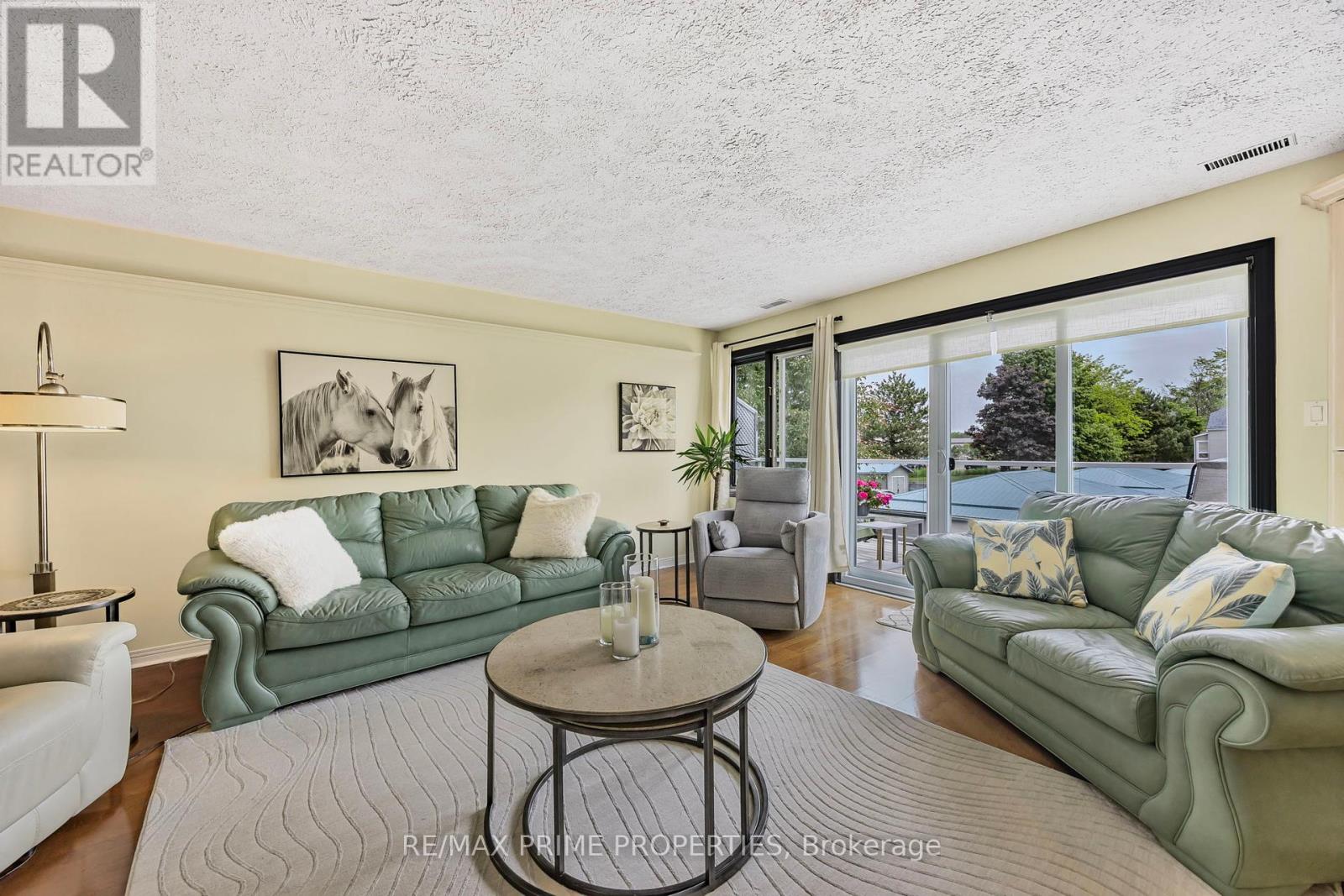 201 - 585 ATHERLEY ROAD, Orillia, Ontario
