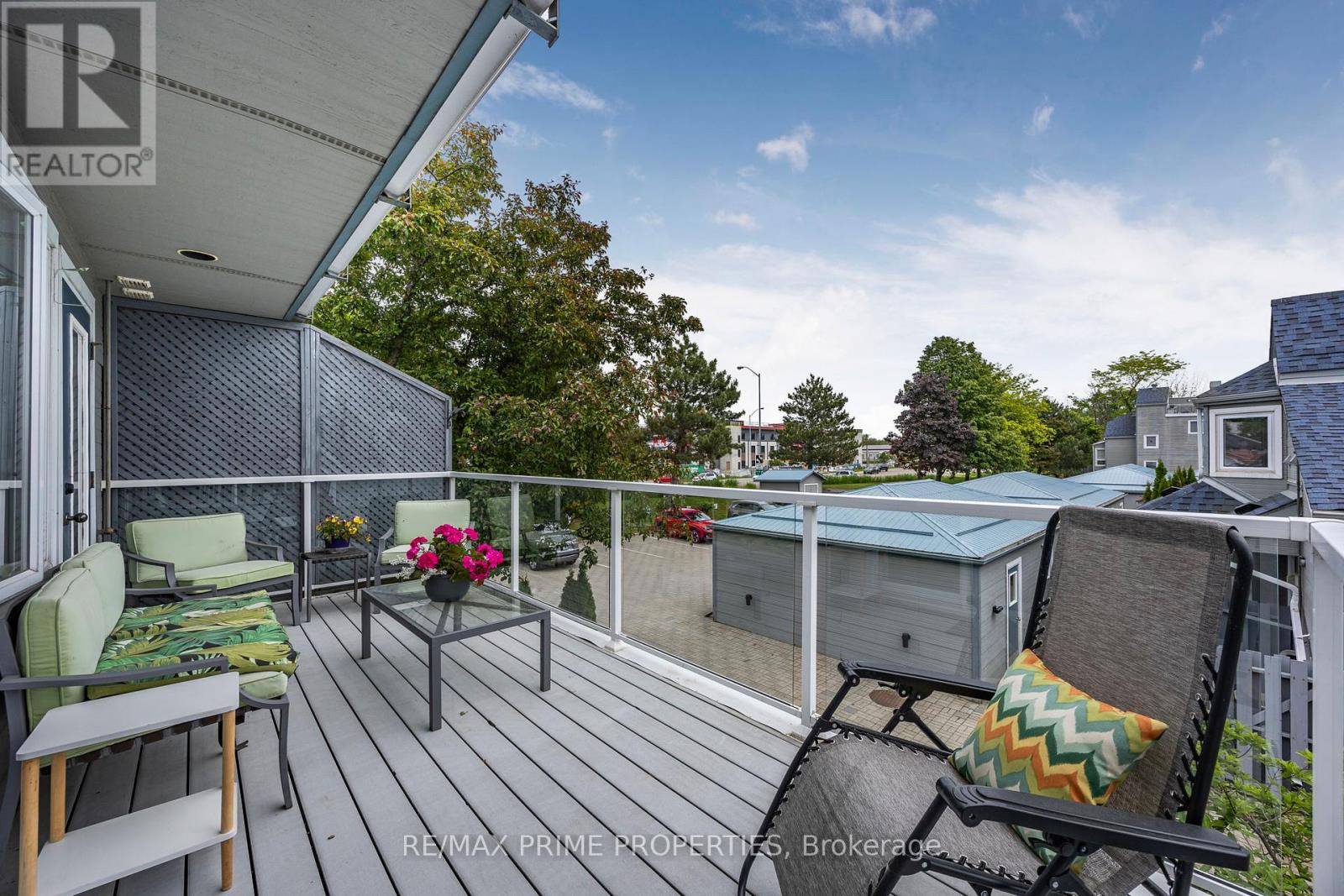 201 - 585 Atherley Road, Orillia, Ontario  L3V 7L5 - Photo 18 - S12424558