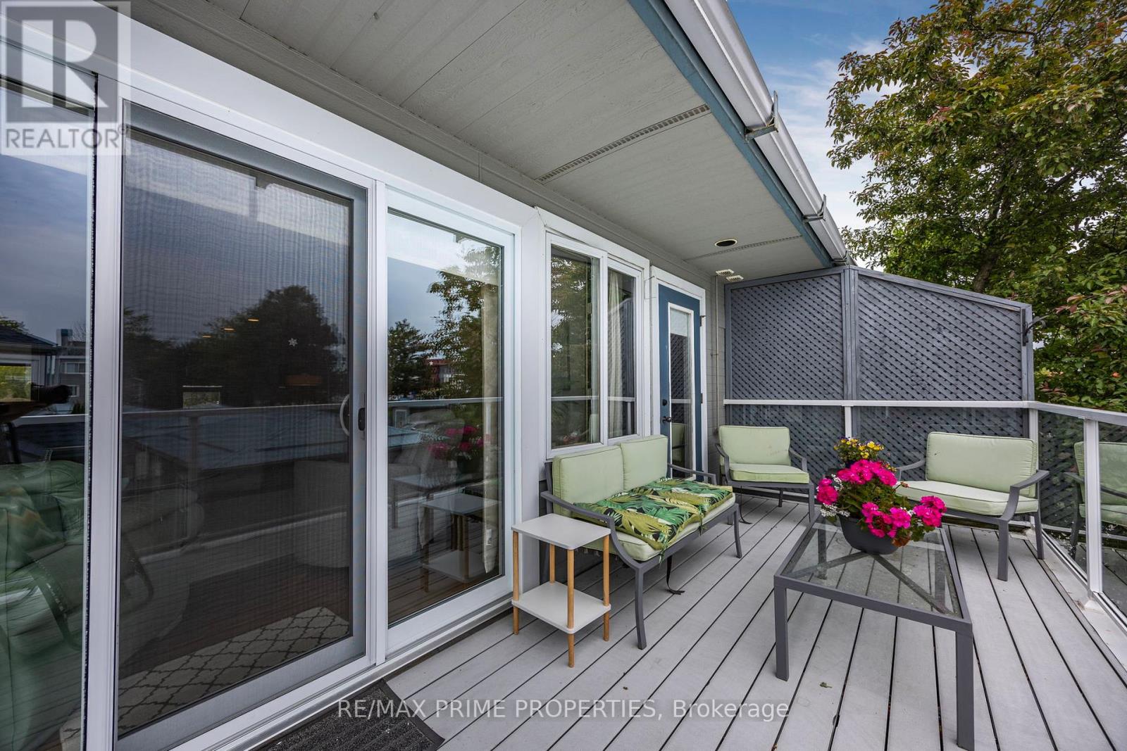 201 - 585 Atherley Road, Orillia, Ontario  L3V 7L5 - Photo 19 - S12424558