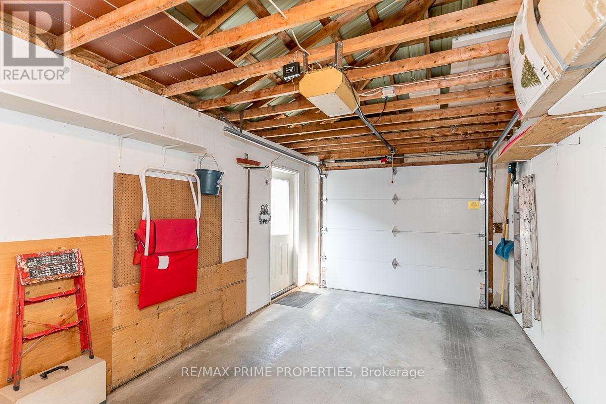 201 - 585 Atherley Road, Orillia, Ontario  L3V 7L5 - Photo 26 - S12424558