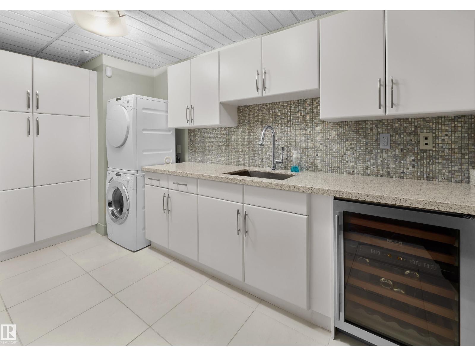 #301 11930 100 Av Nw, Edmonton, Alberta  T5K 0K5 - Photo 17 - E4459256
