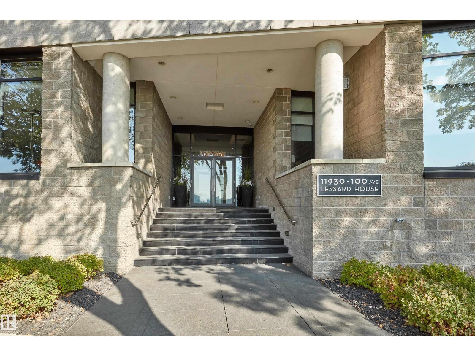 #301 11930 100 Av Nw, Edmonton, Alberta  T5K 0K5 - Photo 3 - E4459256