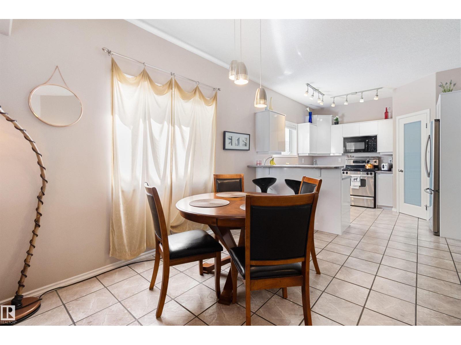 133 Kulawy Dr Nw, Edmonton, Alberta  T6L 6T9 - Photo 15 - E4459257