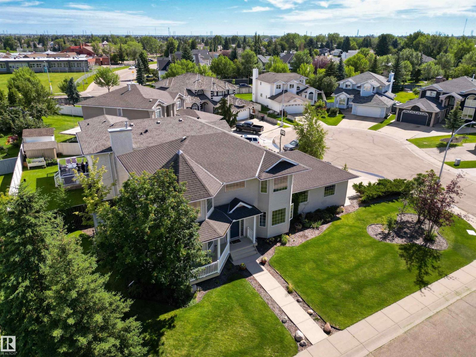 133 Kulawy Dr Nw, Edmonton, Alberta  T6L 6T9 - Photo 3 - E4459257