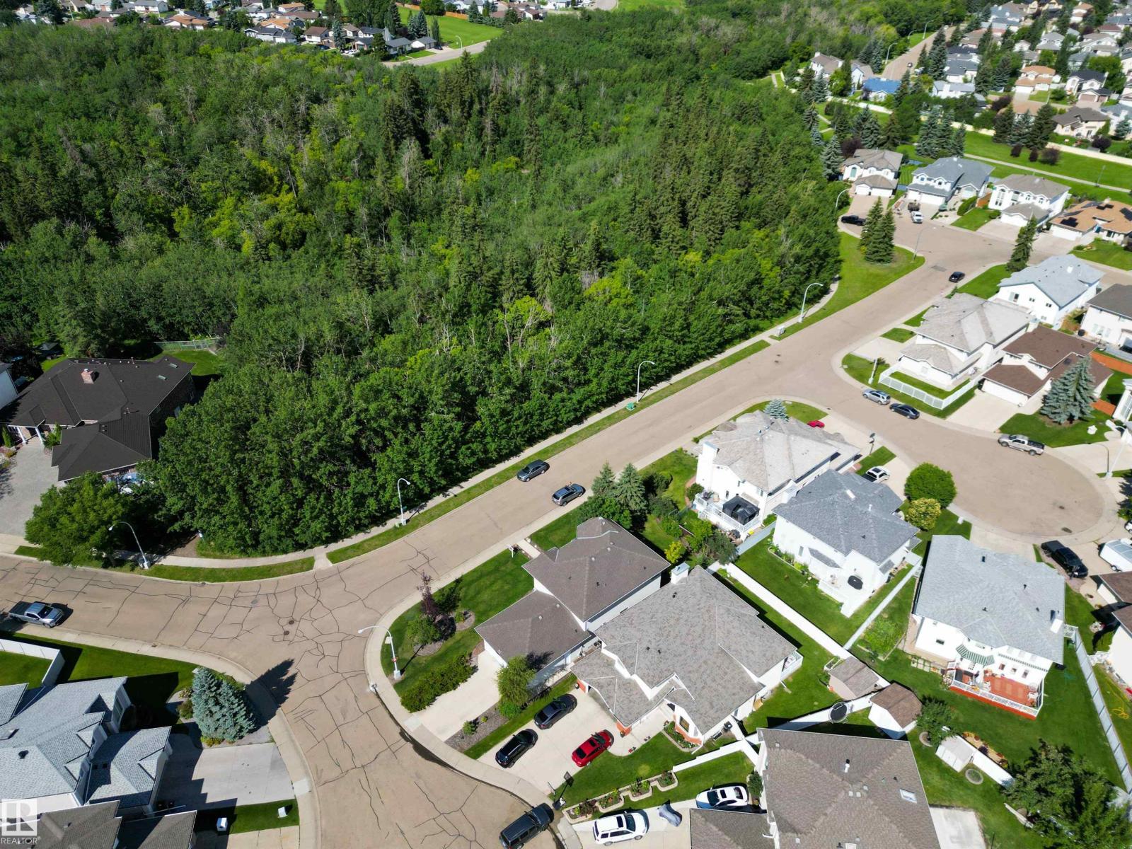 133 Kulawy Dr Nw, Edmonton, Alberta  T6L 6T9 - Photo 4 - E4459257