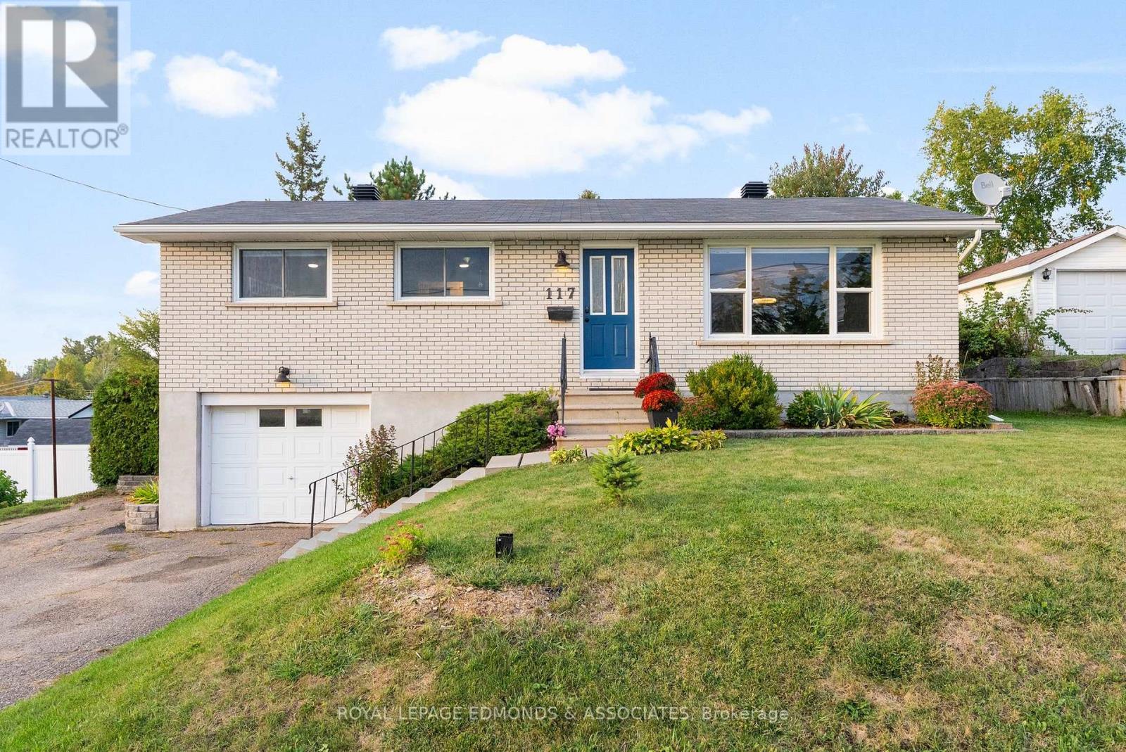 117 Bell Street, Pembroke, Ontario  K8A 2J7 - Photo 29 - X12424680