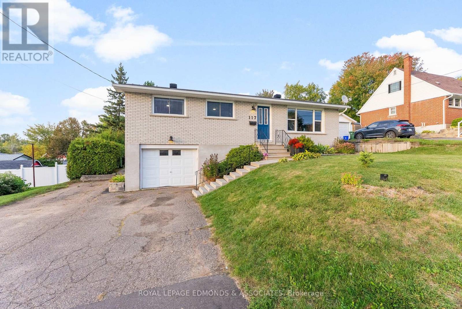 117 Bell Street, Pembroke, Ontario  K8A 2J7 - Photo 30 - X12424680