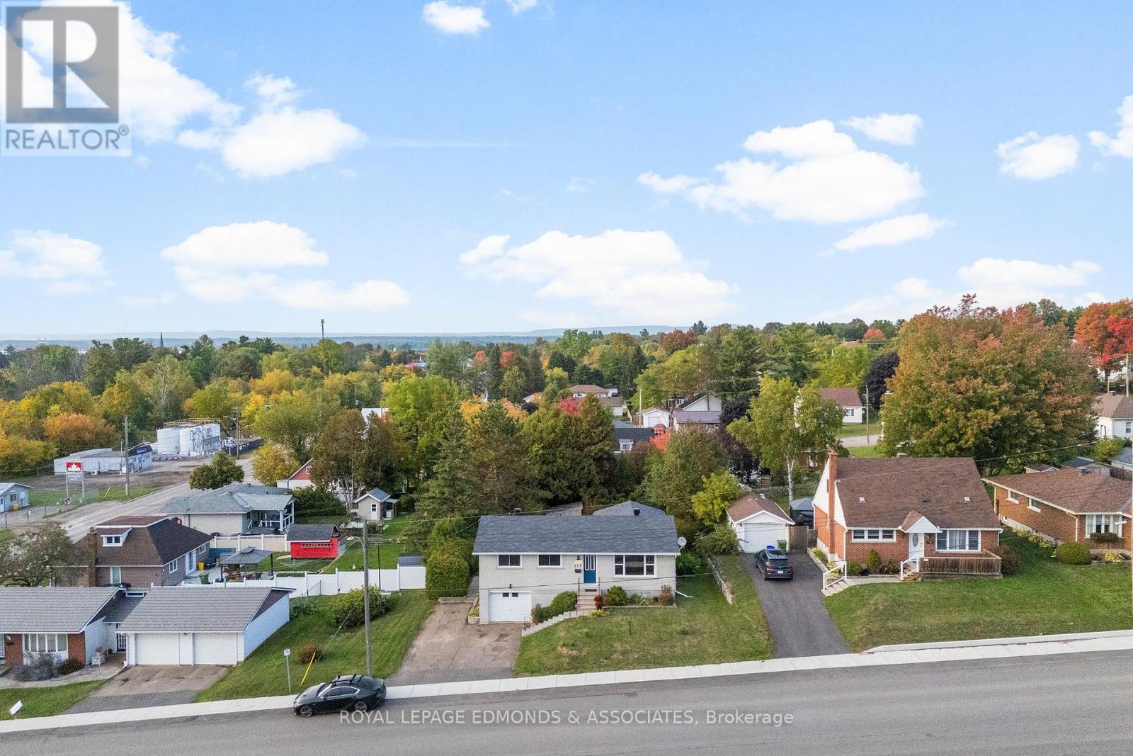 117 Bell Street, Pembroke, Ontario  K8A 2J7 - Photo 34 - X12424680