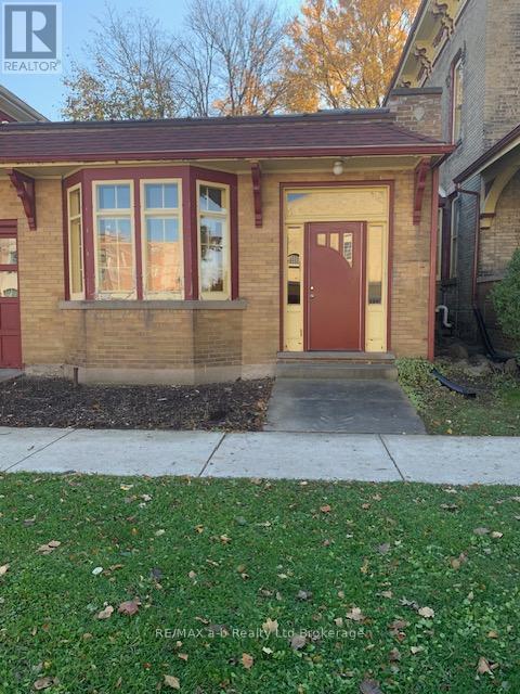 55 King Street W, Ingersoll, Ontario  N5C 2J7 - Photo 4 - X12424661