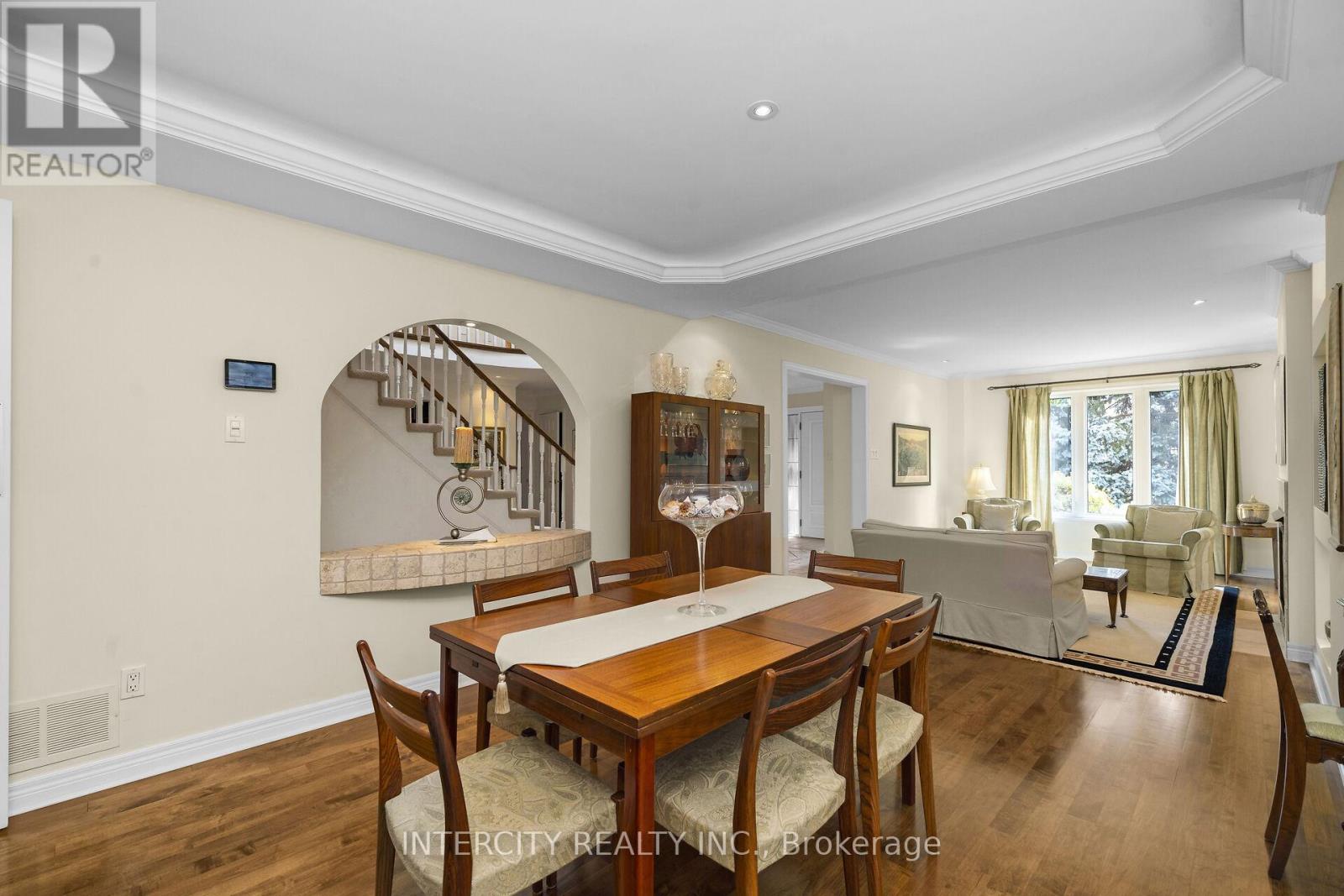 1574 Heritage Way, Oakville, Ontario  L6M 2Z5 - Photo 10 - W12424529