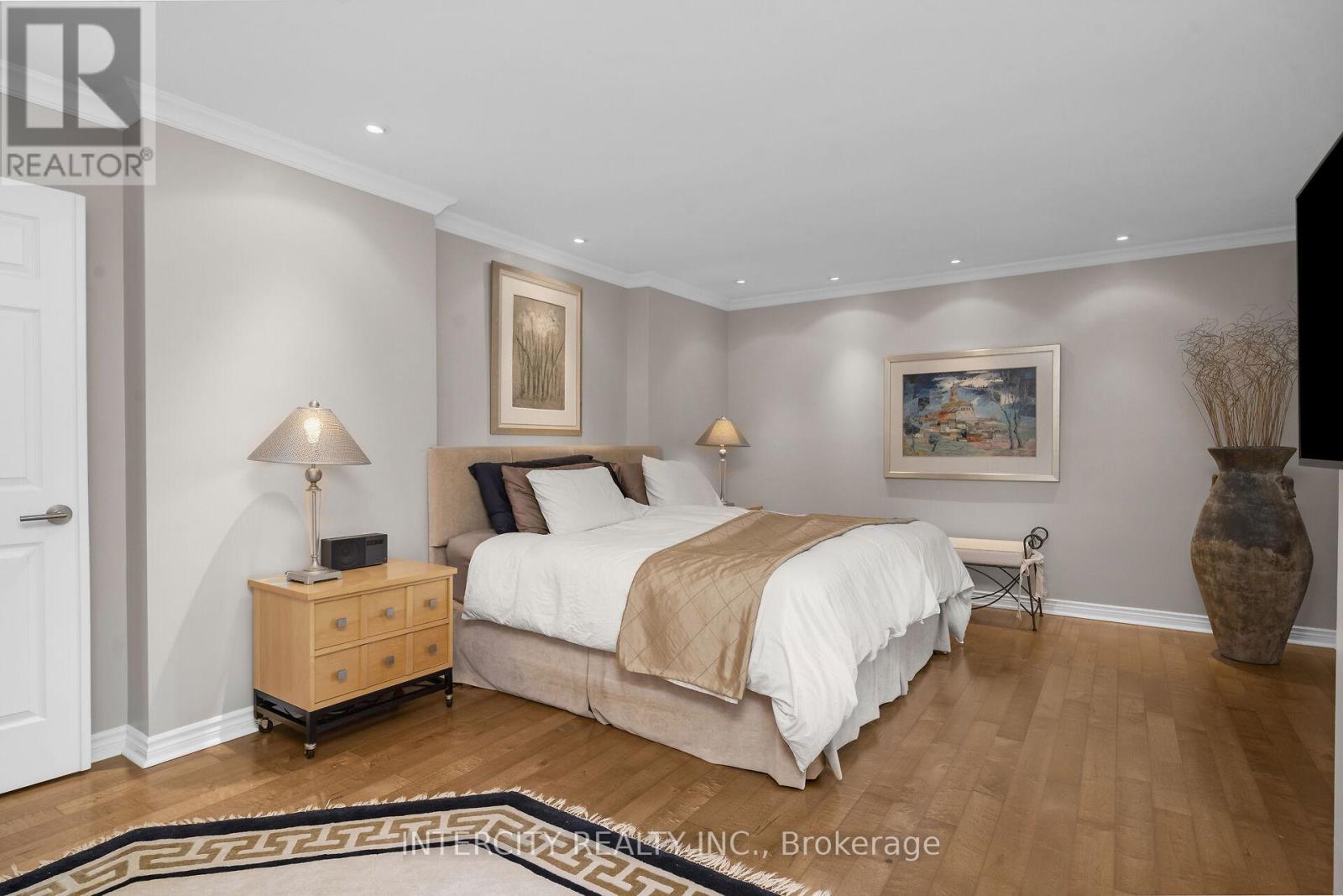 1574 Heritage Way, Oakville, Ontario  L6M 2Z5 - Photo 24 - W12424529
