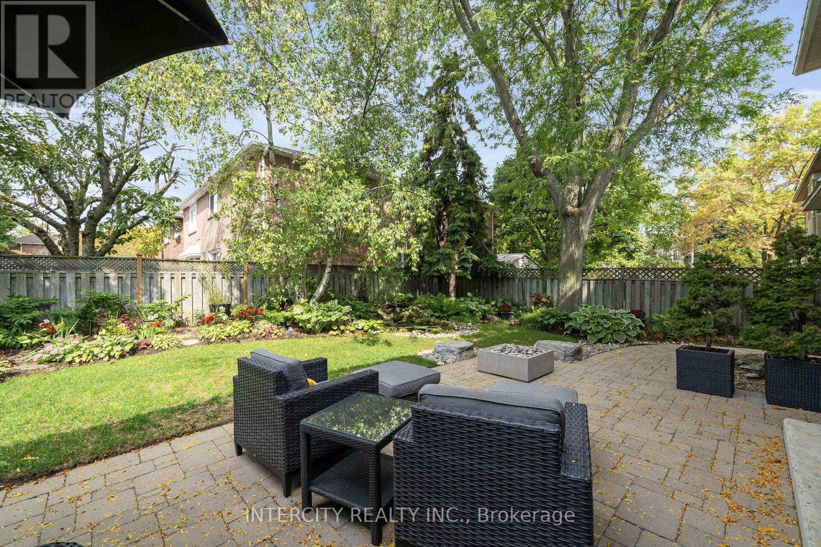 1574 Heritage Way, Oakville, Ontario  L6M 2Z5 - Photo 39 - W12424529