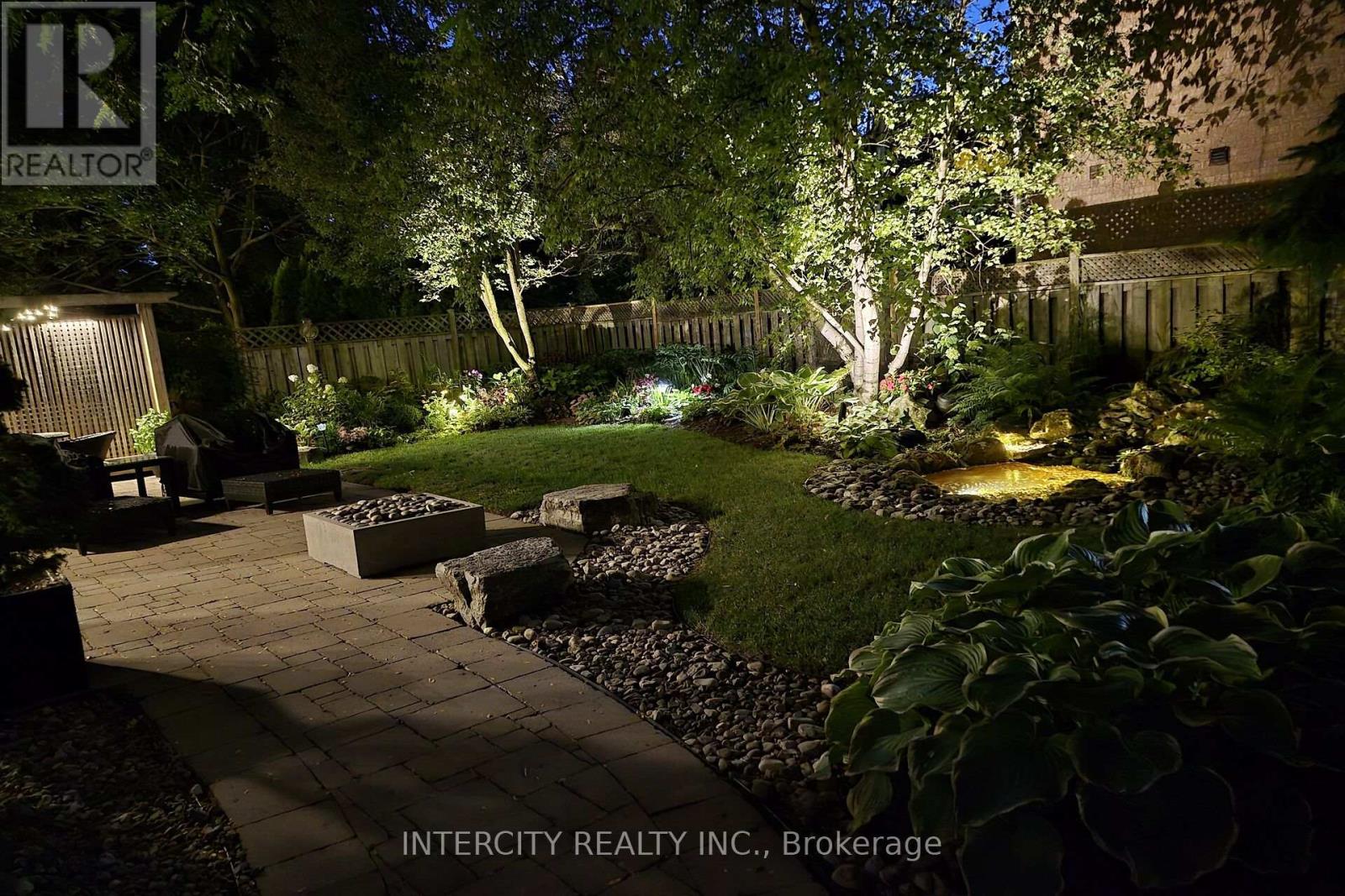 1574 Heritage Way, Oakville, Ontario  L6M 2Z5 - Photo 40 - W12424529