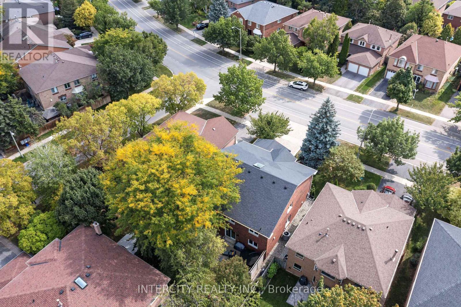 1574 Heritage Way, Oakville, Ontario  L6M 2Z5 - Photo 44 - W12424529