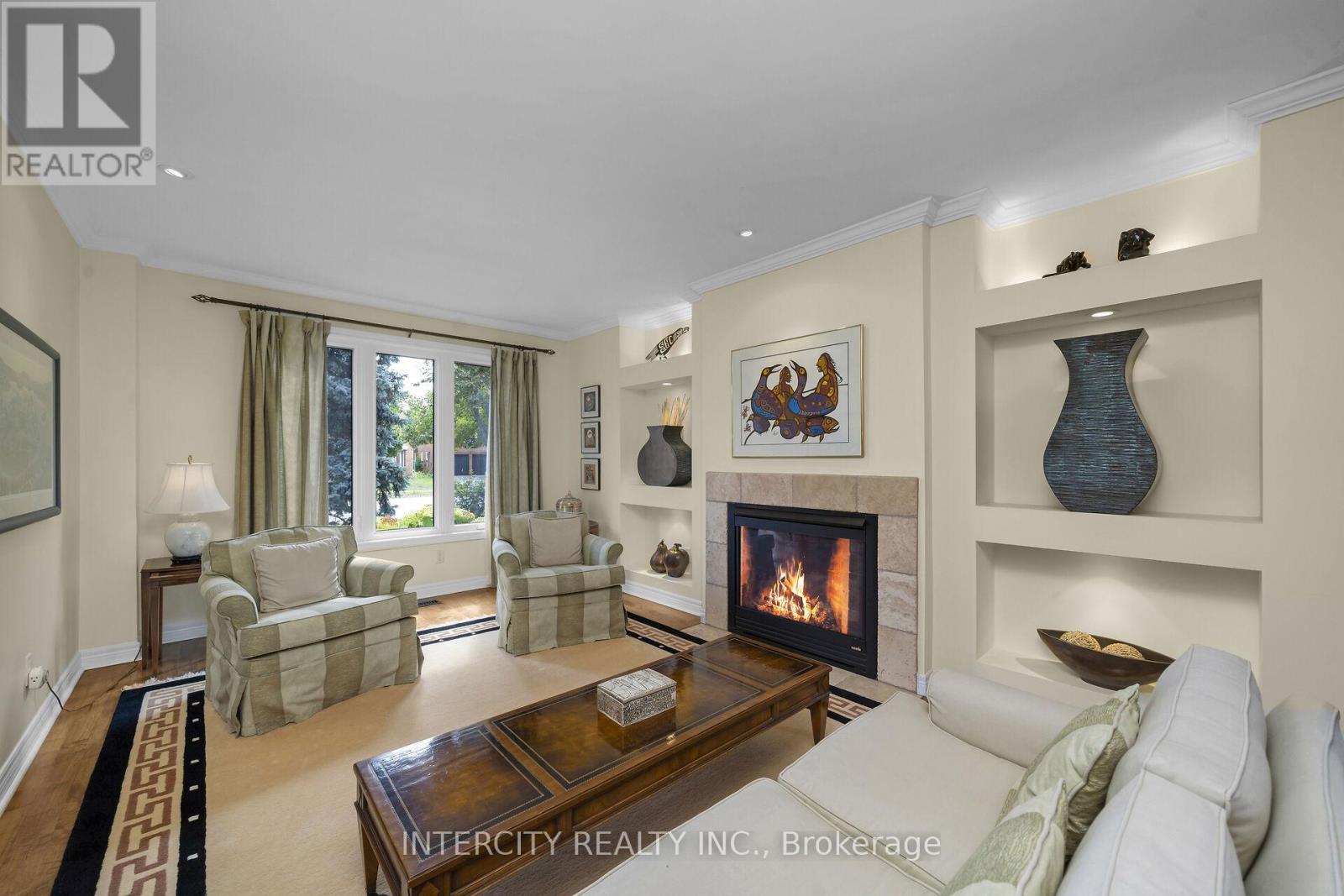 1574 Heritage Way, Oakville, Ontario  L6M 2Z5 - Photo 7 - W12424529