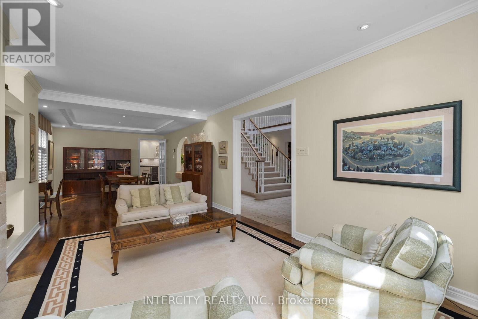 1574 Heritage Way, Oakville, Ontario  L6M 2Z5 - Photo 8 - W12424529