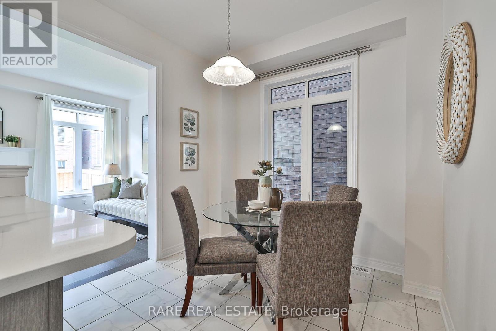 129 Marigold Gardens, Oakville, Ontario  L6H 0Y1 - Photo 19 - W12424530