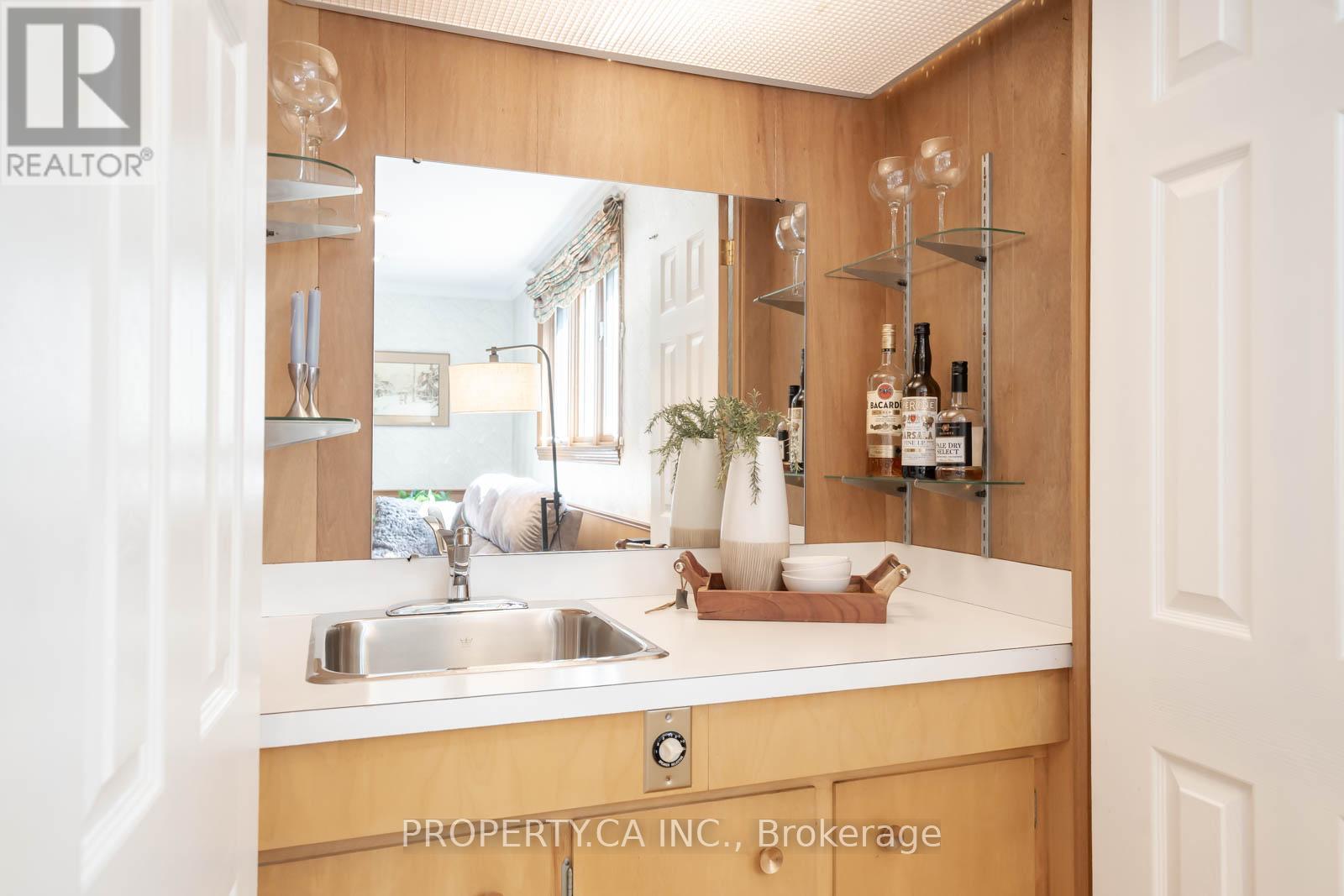30 Bournemouth Road, Toronto, Ontario  M9A 2C7 - Photo 24 - W12424549