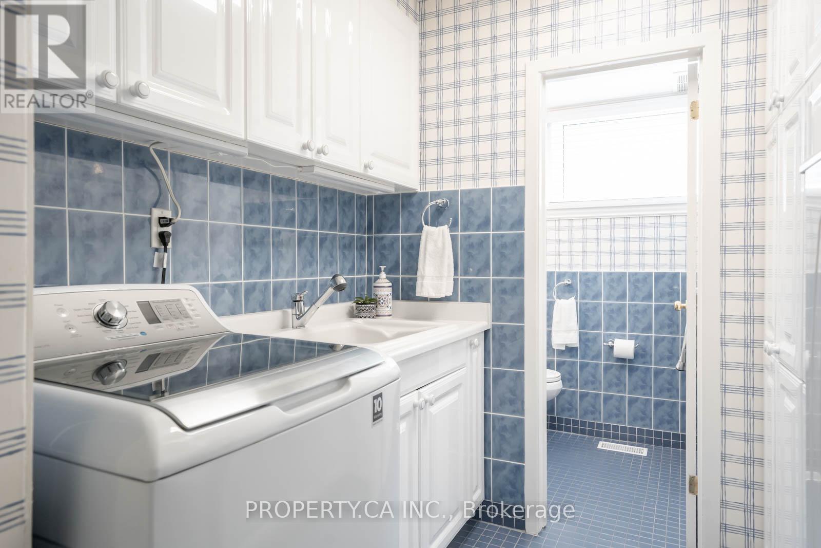 30 Bournemouth Road, Toronto, Ontario  M9A 2C7 - Photo 29 - W12424549