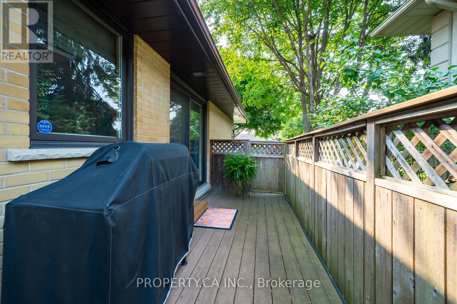30 Bournemouth Road, Toronto, Ontario  M9A 2C7 - Photo 42 - W12424549
