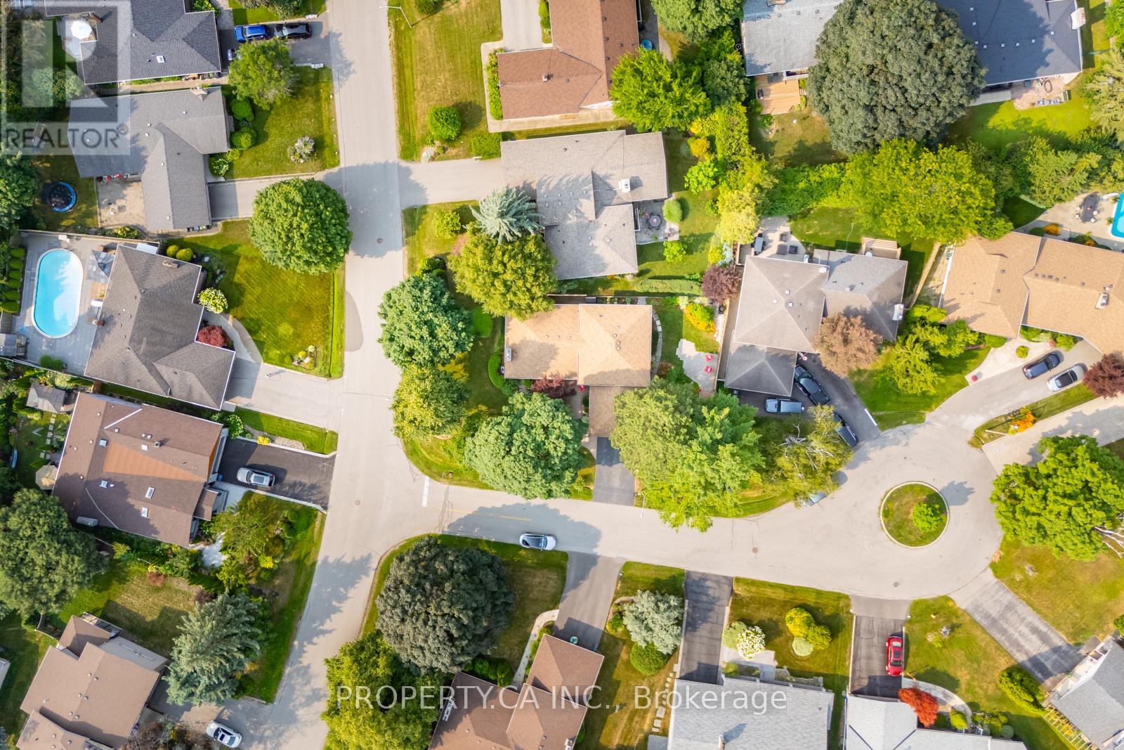 30 Bournemouth Road, Toronto, Ontario  M9A 2C7 - Photo 47 - W12424549