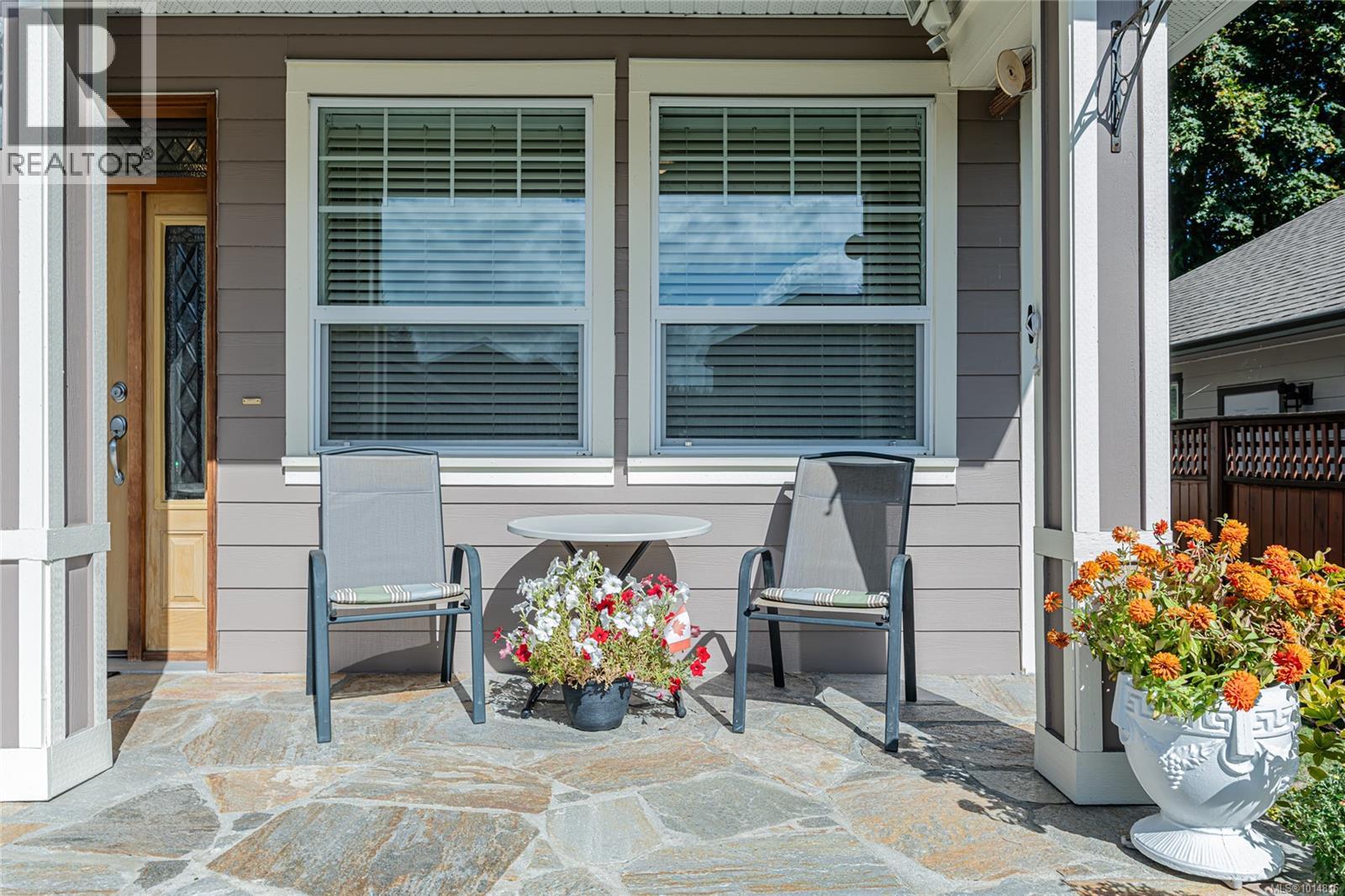 Property at 3026 Keystone Dr image 5
