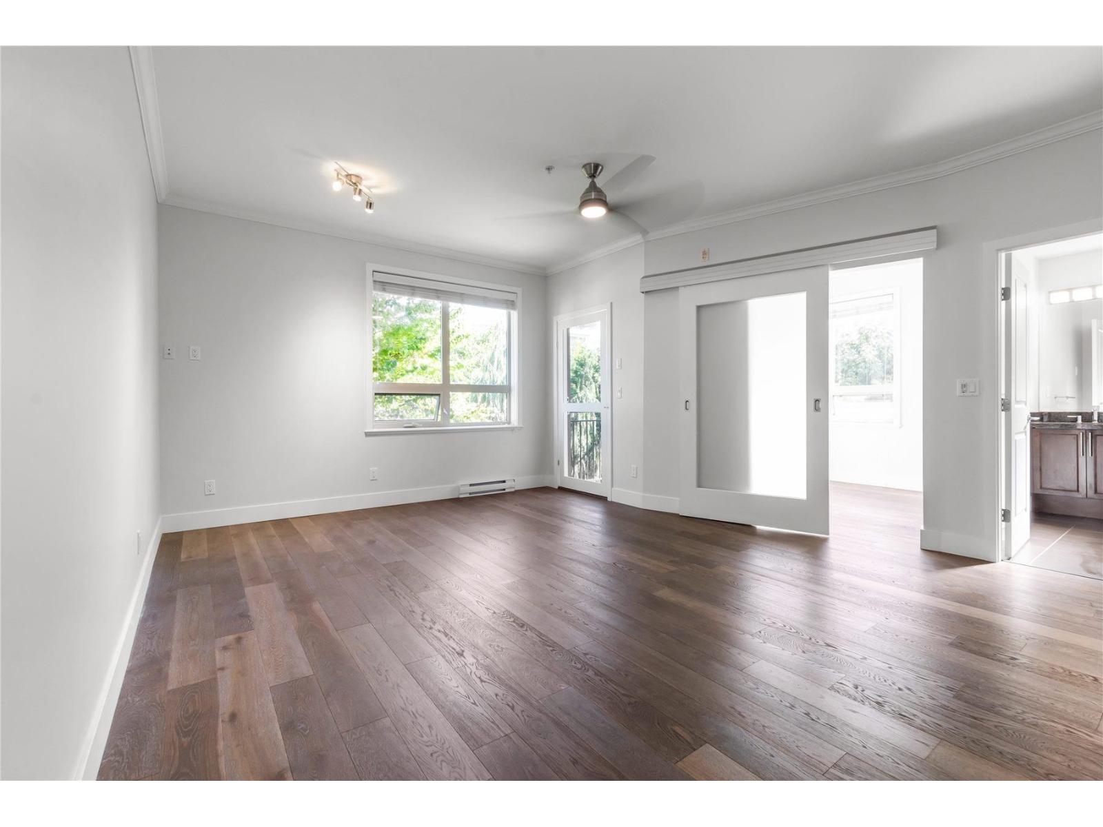 306 15268 18 Avenue, Surrey, British Columbia  V4A 1W8 - Photo 3 - R3048413