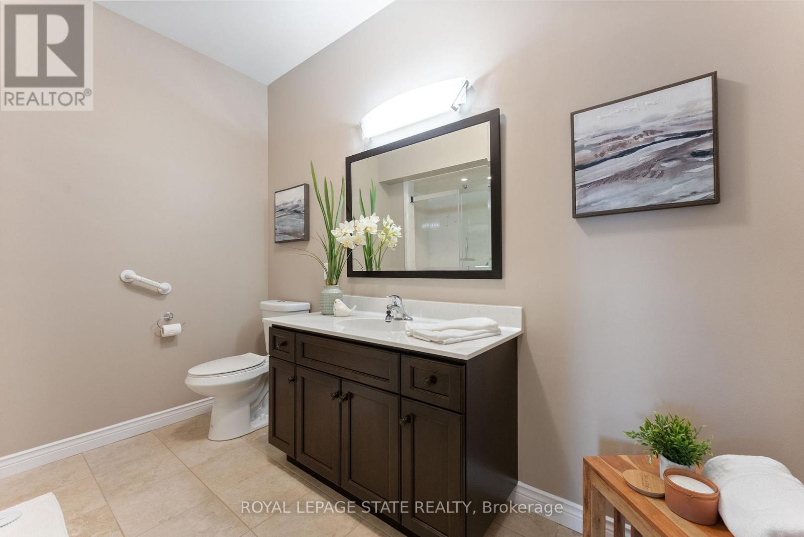 21 Finton Lane, Hamilton, Ontario  L0R 1C0 - Photo 24 - X12424522