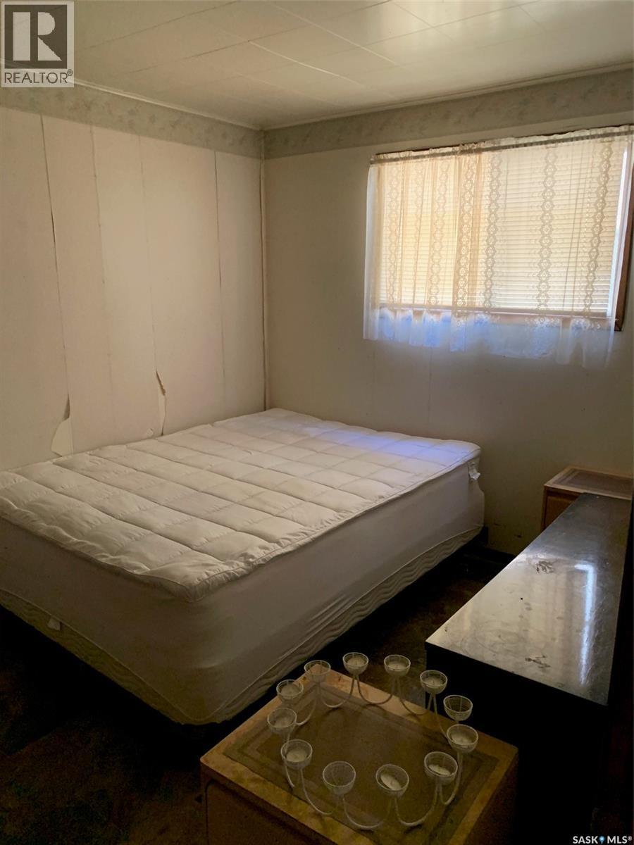 191 5th Street E, Shaunavon, Saskatchewan  S0N 2M0 - Photo 12 - SK019284