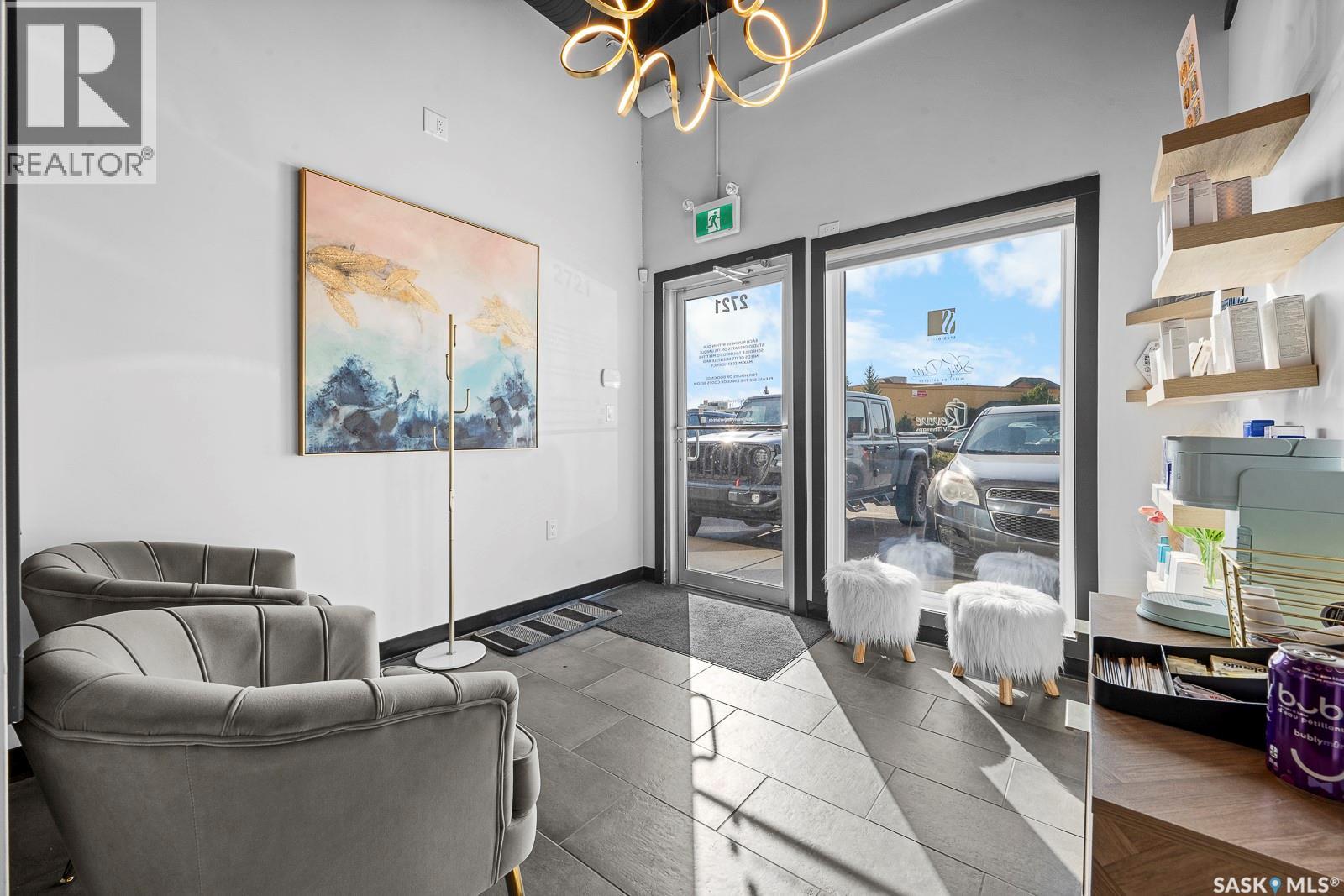 2721 Quance Street E, Regina, Saskatchewan  S4V 3B7 - Photo 4 - SK019227