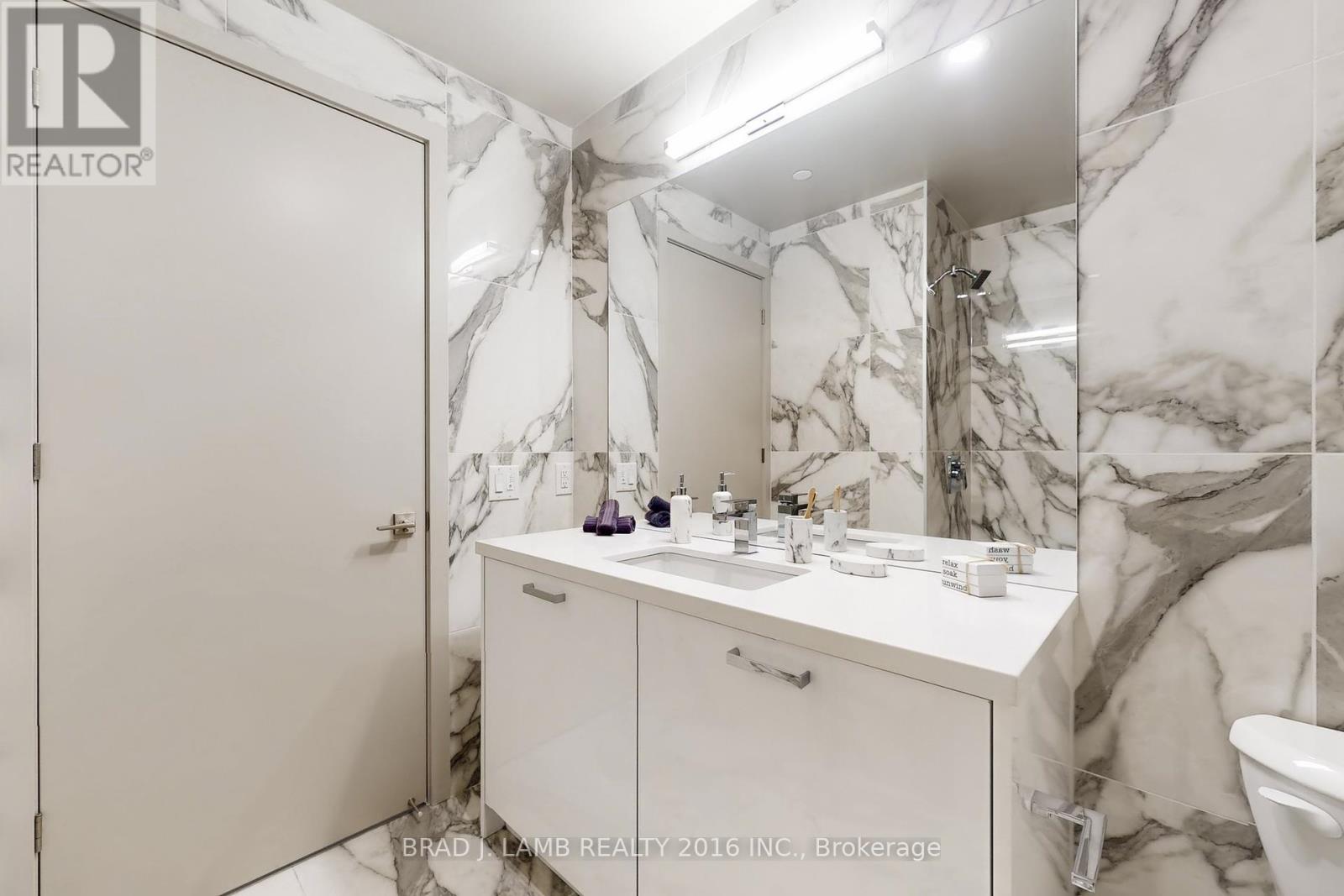 913 - 195 Mccaul Street, Toronto (Kensington-Chinatown), Ontario  M5T 0E5 - Photo 13 - C12424589