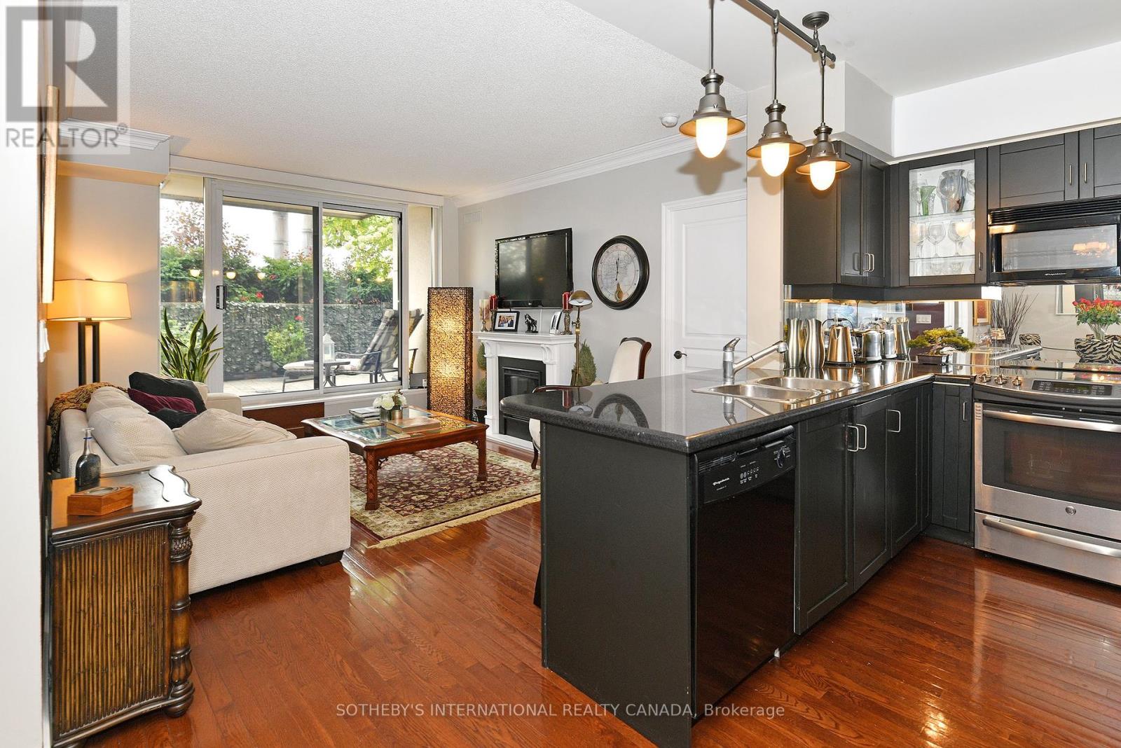 327 - 10 Delisle Avenue, Toronto, Ontario  M4V 3C6 - Photo 11 - C12424593