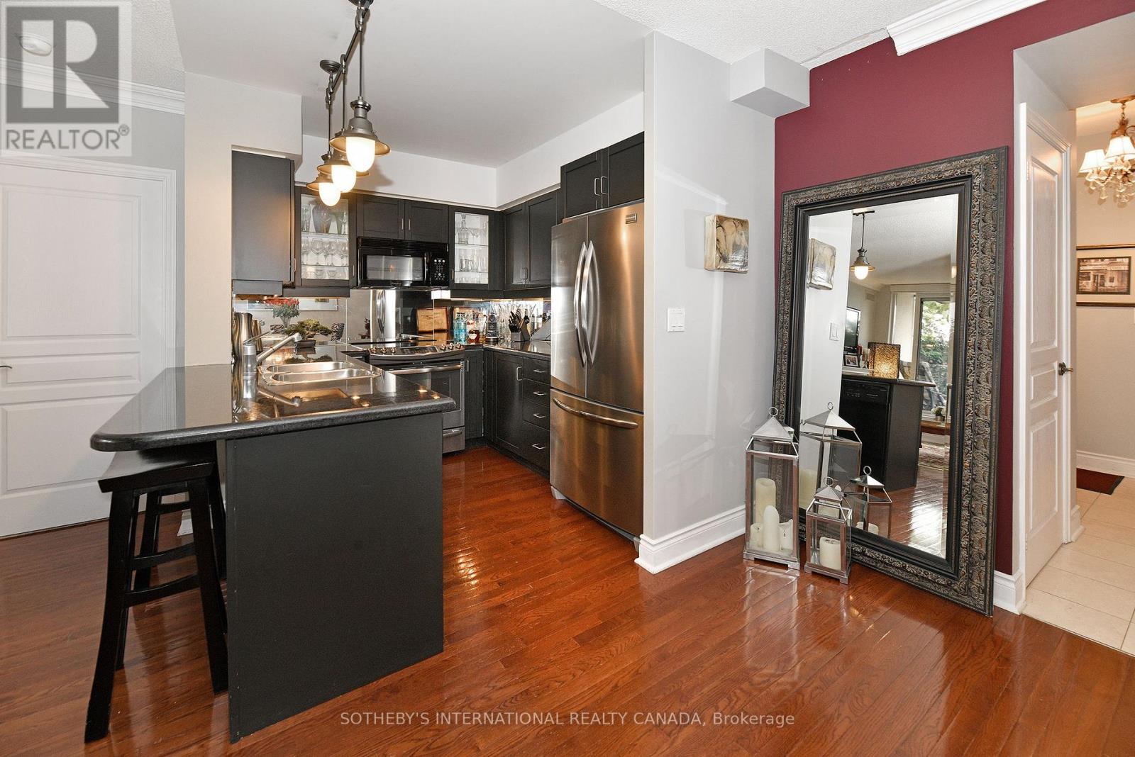 327 - 10 Delisle Avenue, Toronto, Ontario  M4V 3C6 - Photo 13 - C12424593