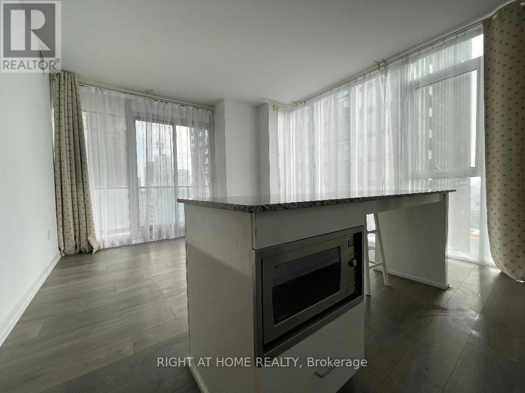 2803 - 426 University Avenue, Toronto, Ontario  M5G 1S9 - Photo 6 - C12424647