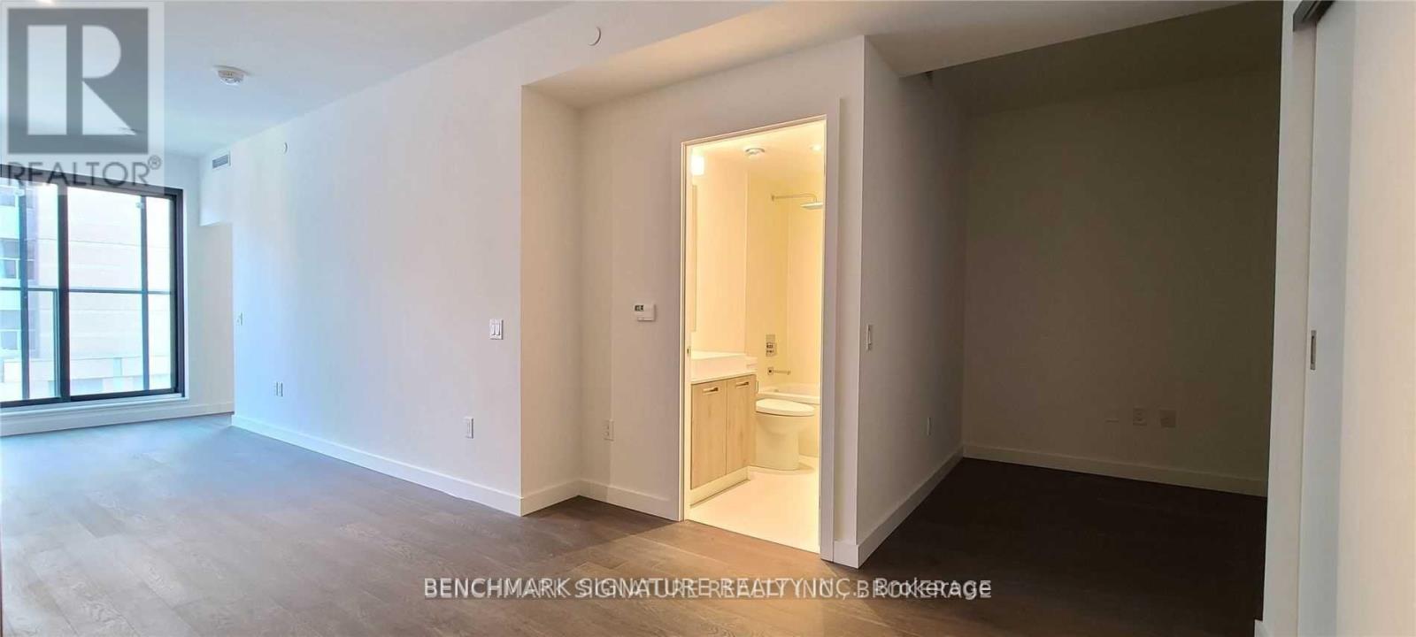 615 - 2a Church Street, Toronto, Ontario  M5E 0E1 - Photo 3 - C12424693